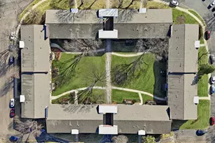 2620 N Windsor Dr, Arlington Heights, IL 60004 - Photo 19