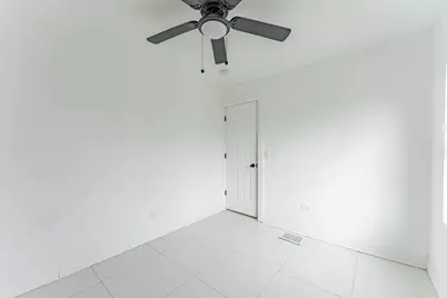 611 N Long Avenue, Chicago, IL 60644 - Photo 19