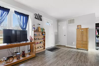 3013 Emily Lane, McHenry, IL 60051 - Photo 3