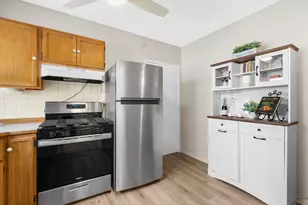 2615 W Fitch Ave, Chicago, IL 60645 - Photo 5
