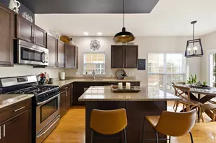 119 N 1st St, Geneva, IL 60134 - Photo 9