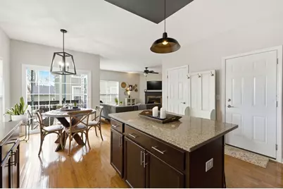 119 N 1st Street, Geneva, IL 60134 - Photo 7