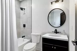 6325 S Langley Ave, Chicago, IL 60637 - Photo 7