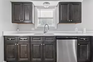 14619 Martin Luther King Jr Dr, Dolton, IL 60419 - Photo 9