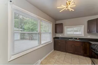2837 Oxford Drive, Markham, IL 60428 - Photo 7