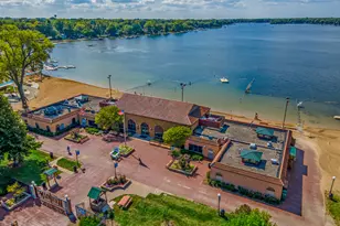 121 S Walkup Ave, Crystal Lake, IL 60014 - Photo 31