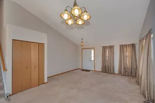 1606 Donegal Dr, Minooka, IL 60447 - Photo 5