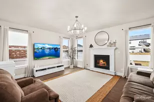 15911 Crimson Dr, Lockport, IL 60441 - Photo 13