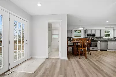 811 W College Avenue, Normal, IL 61761 - Photo 7