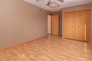 97 Mark Ln, Fox Lake, IL 60020 - Photo 17