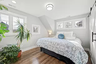 421 E Willow Ave, Wheaton, IL 60187 - Photo 17