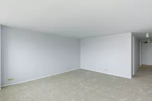 1700 E 56th St, Chicago, IL 60637 - Photo 5