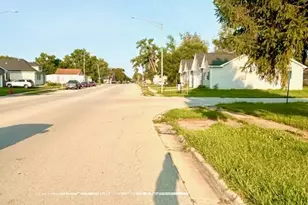 3803 W 139th St, Robbins, IL 60472 - Photo 5