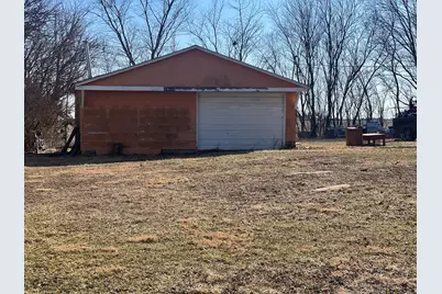 415 E 5th Avenue, Rankin, IL 60960 - Photo 3