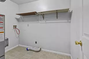 209 N Maple St, Grant Park, IL 60940 - Photo 17