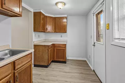 209 N Maple Street, Grant Park, IL 60940 - Photo 11