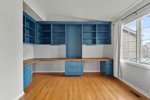 217 Winding Trails Dr, Willow Springs, IL 60480 - Photo 19