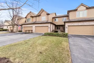 217 Winding Trails Dr, Willow Springs, IL 60480 - Photo 1