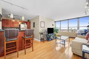 [Address not provided], Chicago, IL 60613 - Photo 29