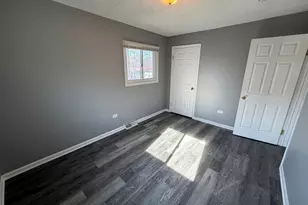 12204 S Lawndale Ave, Alsip, IL 60803 - Photo 11