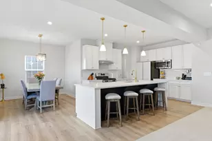 306 Atkinson Dr, Sugar Grove, IL 60554 - Photo 13