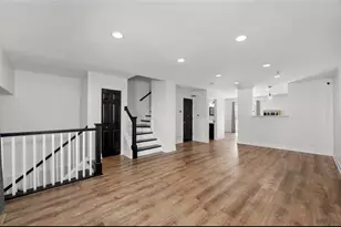 143 Holiday Ln, Hainesville, IL 60073 - Photo 3