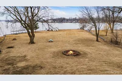 532 Circle Drive, Fox Lake, IL 60020 - Photo 11