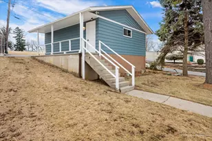 532 Circle Dr, Fox Lake, IL 60020 - Photo 7