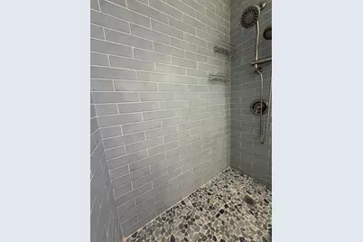 345 N La Salle Drive #305, Chicago, IL 60654 - Photo 9