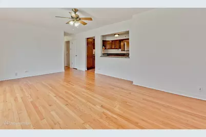 9412 Margail Avenue, Des Plaines, IL 60016 - Photo 5