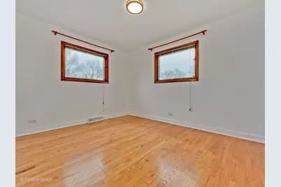 9412 Margail Avenue, Des Plaines, IL 60016 - Photo 13