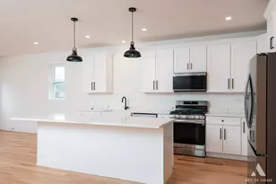 10649 S Sawyer Ave, Chicago, IL 60655 - Photo 11