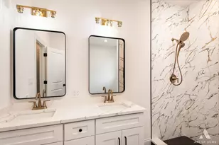 10649 S Sawyer Ave, Chicago, IL 60655 - Photo 37