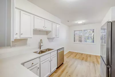 132 White Birch Lane, Westmont, IL 60559 - Photo 7