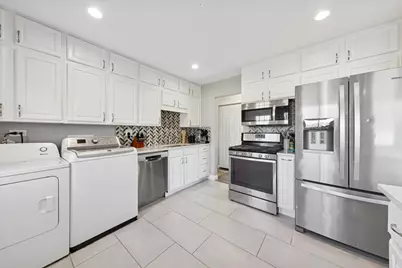 7604 Cumberland Drive, Hanover Park, IL 60133 - Photo 5