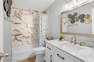 727 Maplewood Ct, Willowbrook, IL 60527 - Photo 15