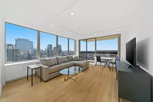 1355 N Sandburg Terrace, Chicago, IL 60610 - Photo 7