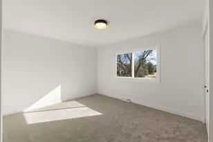 613 Zaininger Ave, Naperville, IL 60563 - Photo 21