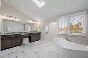 2715 Wendy Dr, Naperville, IL 60565 - Photo 27