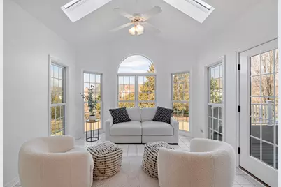 2715 Wendy Drive, Naperville, IL 60565 - Photo 17