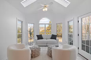 2715 Wendy Dr, Naperville, IL 60565 - Photo 17