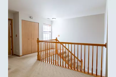 2333 Stoughton Circle, Aurora, IL 60502 - Photo 9