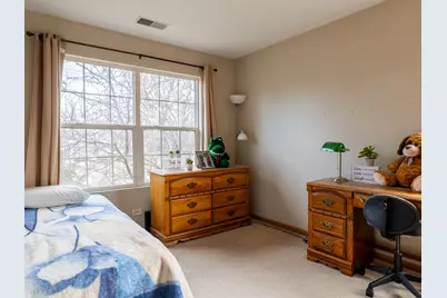 2333 Stoughton Circle, Aurora, IL 60502 - Photo 11