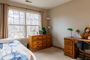 2333 Stoughton Cir, Aurora, IL 60502 - Photo 11