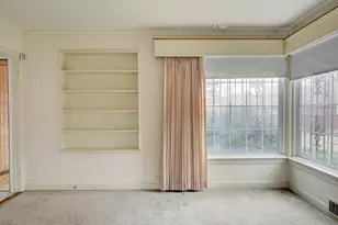 7741 S Paxton Ave, Chicago, IL 60649 - Photo 9