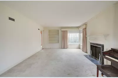 7741 S Paxton Avenue, Chicago, IL 60649 - Photo 7