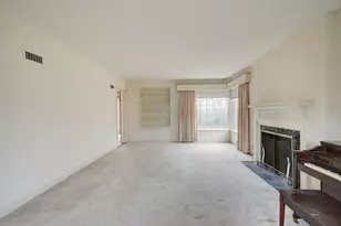 7741 S Paxton Ave, Chicago, IL 60649 - Photo 7