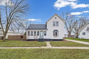 305 S Oak St, Buckley, IL 60918 - Photo 41