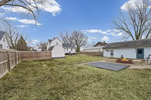 305 S Oak St, Buckley, IL 60918 - Photo 35