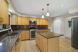 26587 N Cherrywood Ln, Wauconda, IL 60084 - Photo 11